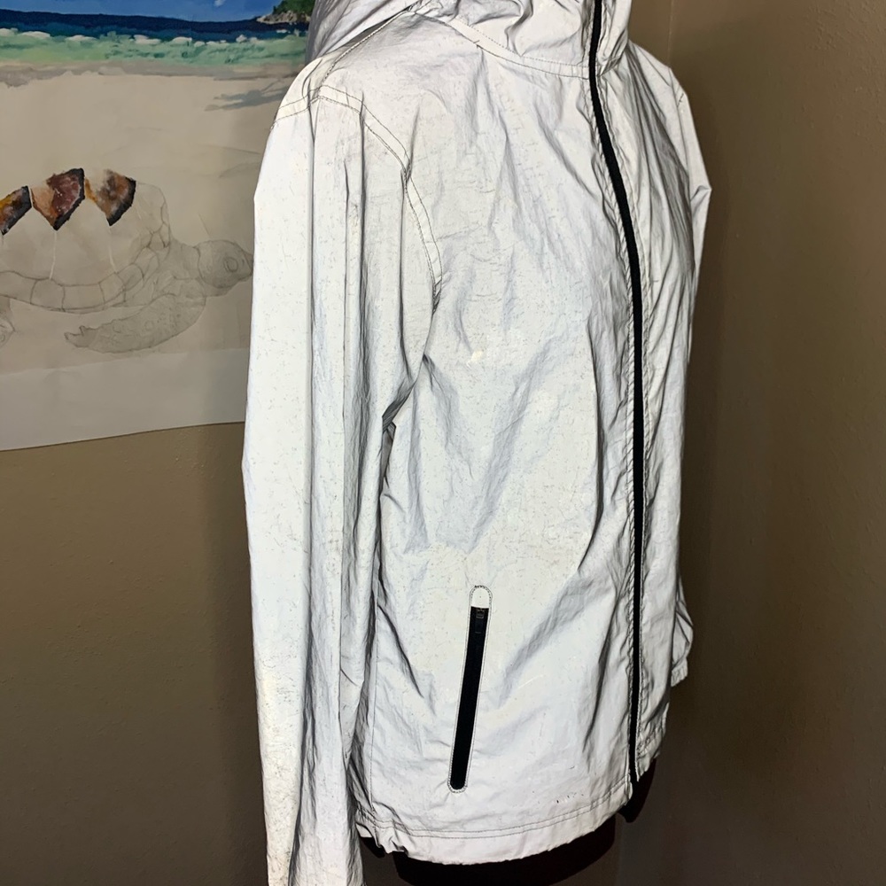 Jacket - Picture 5 of 7